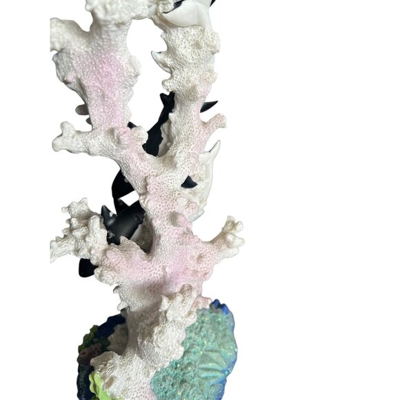 Vintage Seaworld Family Of Orca Whales Shamu On‎ White Coral 10" Ceramic Statue - Picture 11 of 16